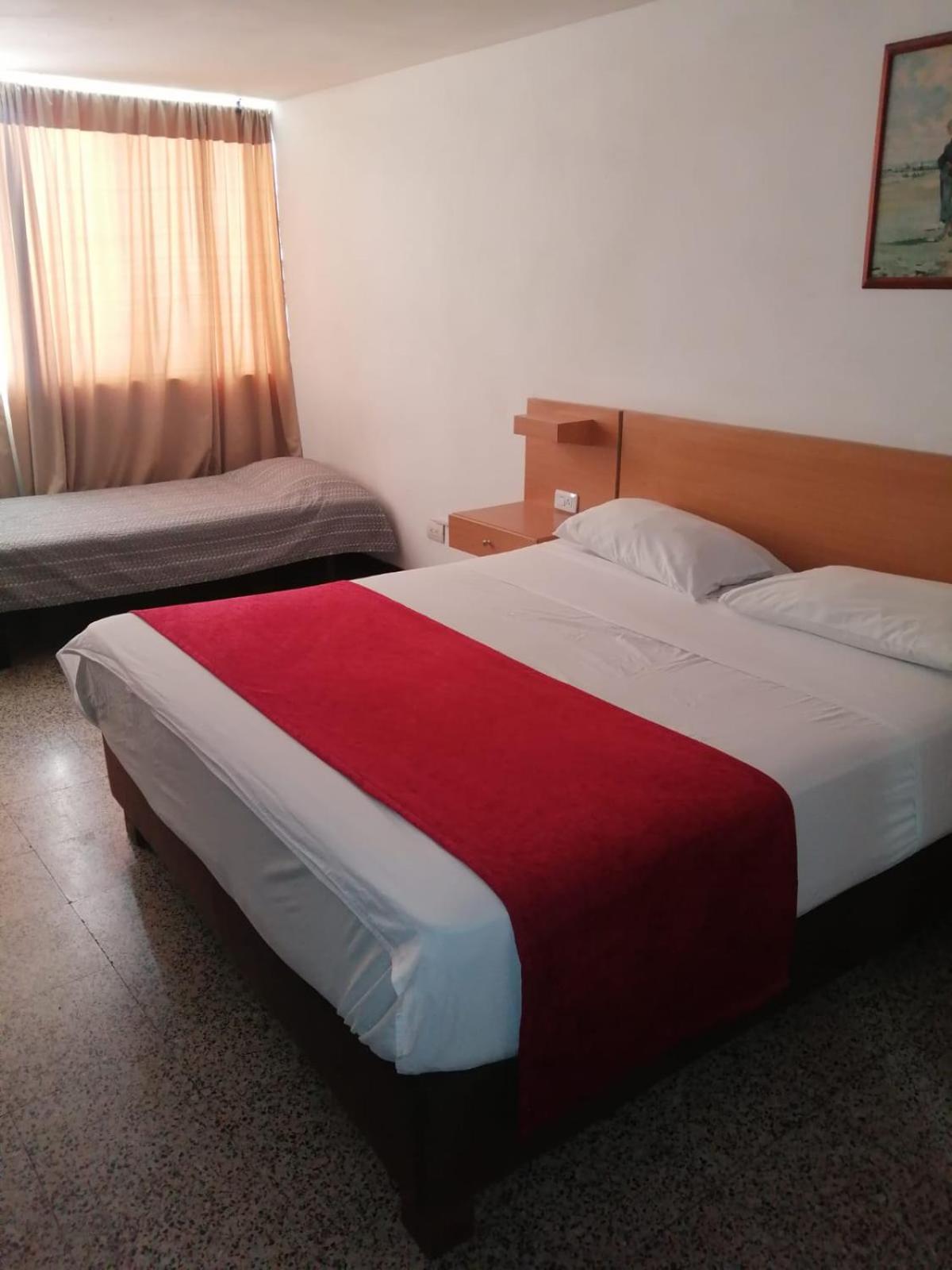Hotel Del Oeste Кали Экстерьер фото